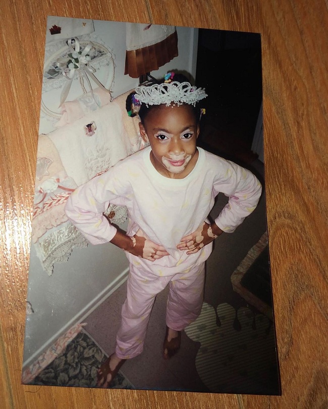 Мини-королева: Винни Харлоу умилила детским снимком &quot;со смыслом&quot;